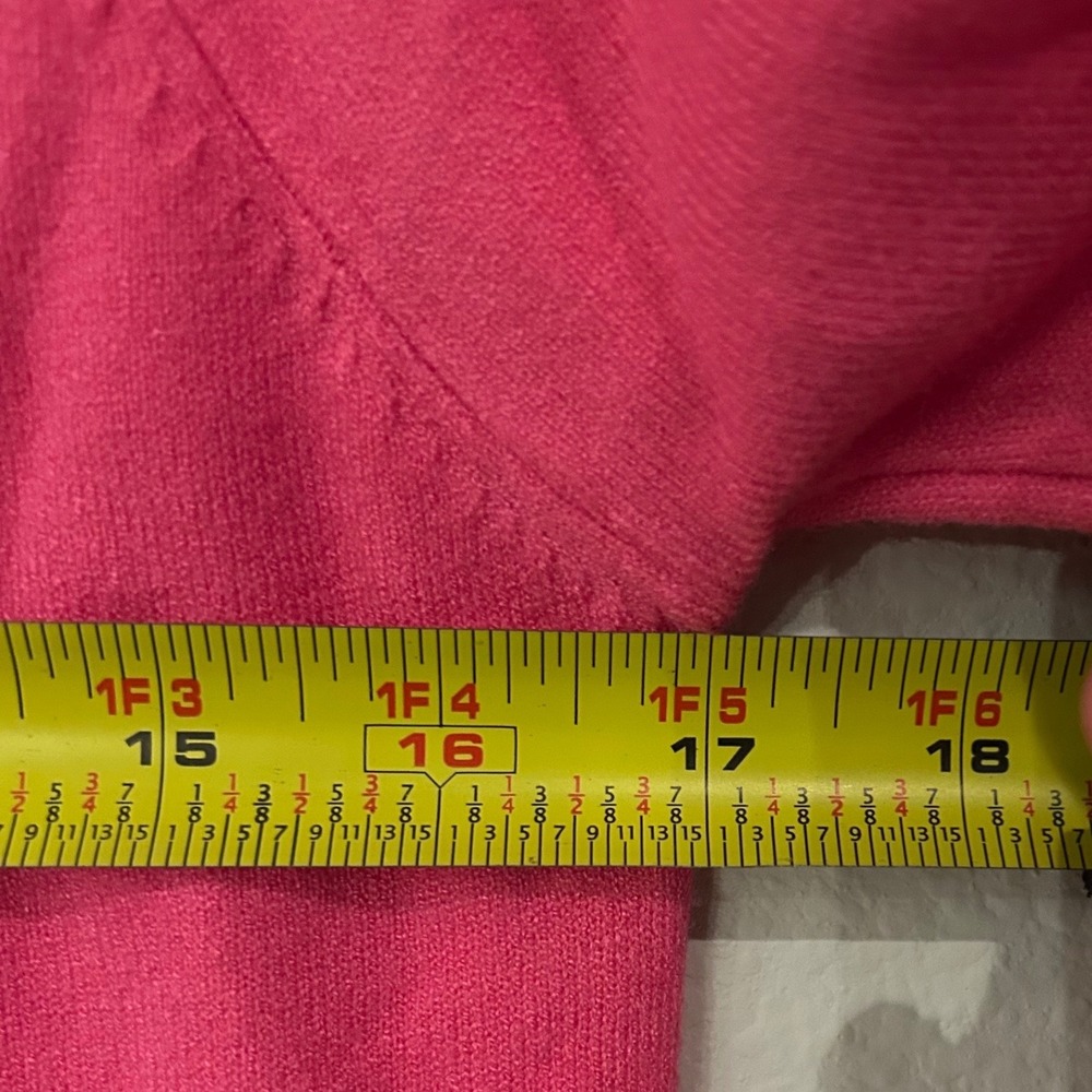 Dèluc Hot Pink Puff Sleeve Sweater Womens Medium Lightweight Knit Crew Neck Soft - Picture 9 of 11